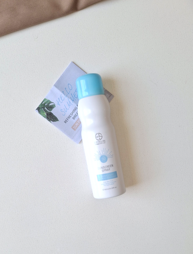اسپری ضدآفتاب استلینEstelin مدلSunscreen Spray SPF50 فوق سبک آبرسان و ضدلک بیرنگ حجم ۱۸۰میل
