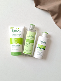 پک روتین پوستی ، پوست خشک سیمپلSimple شامل ژل شستشو ، تونر ، آبرسان مرطوب کننده